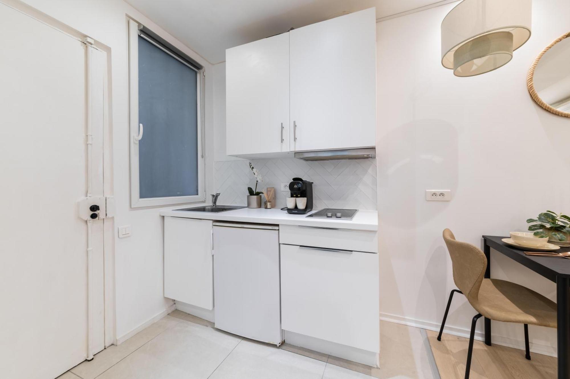 Imhost 8 - Lovely Studio At St Michel-Notre Dame 파리 외부 사진